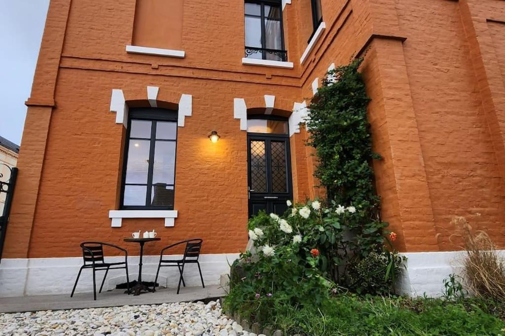 La Baigneuse Maison Avec Jardinet Et Parking Prive, A 200 M Holiday home